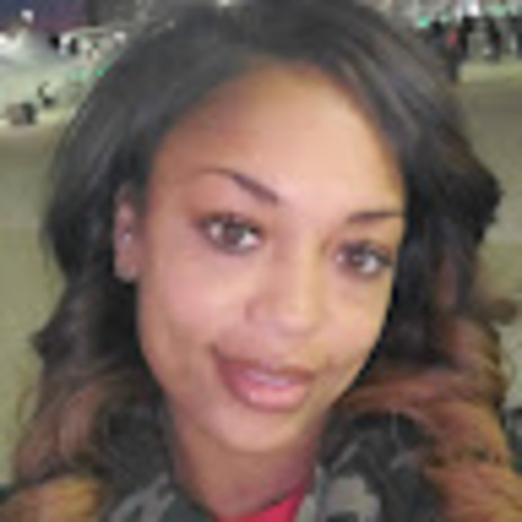 Meet your Posher, Michelle - Picture 1 of 1